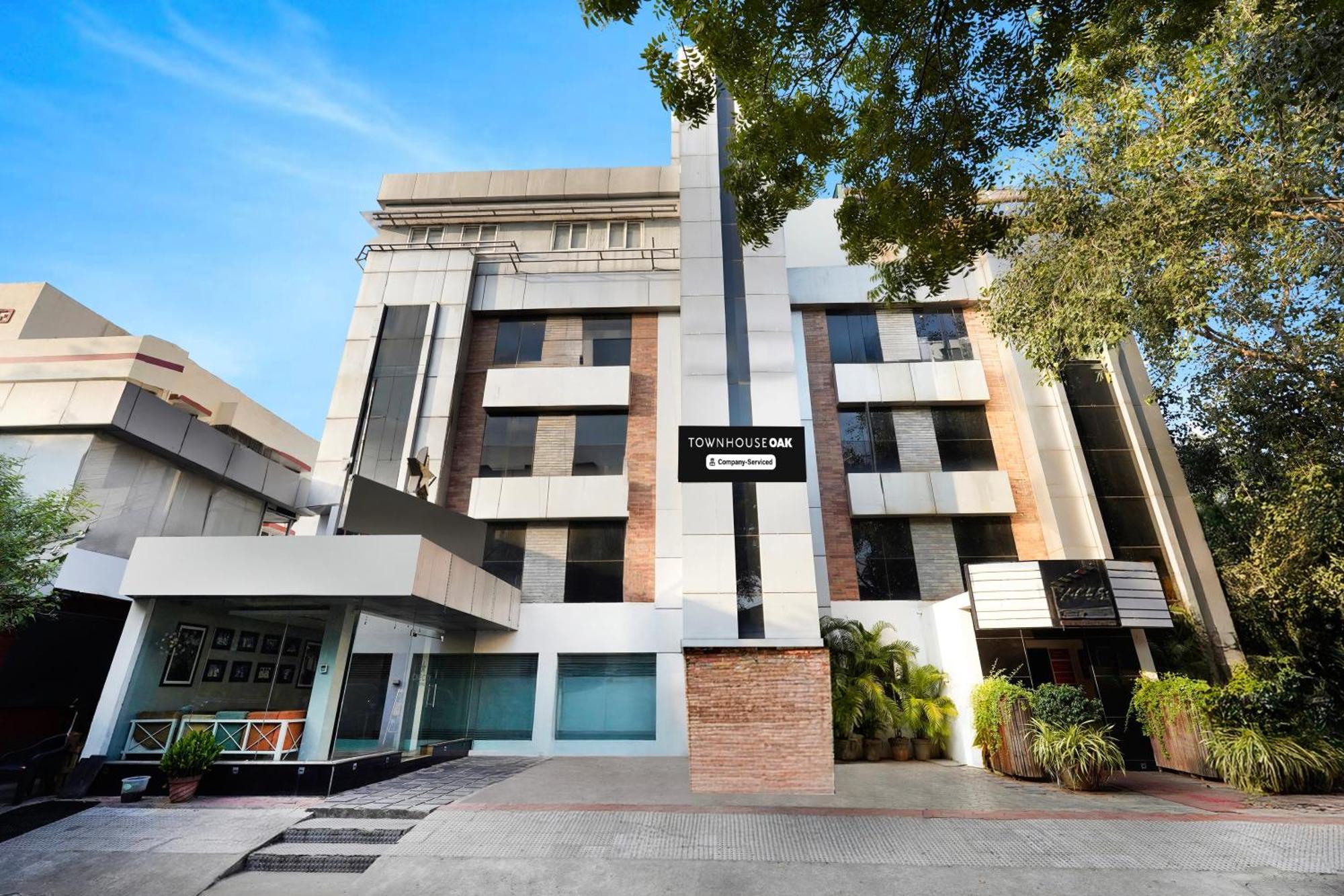 Super Townhouse Oak Kodambakkam Formerly Cine City Csennai Kültér fotó