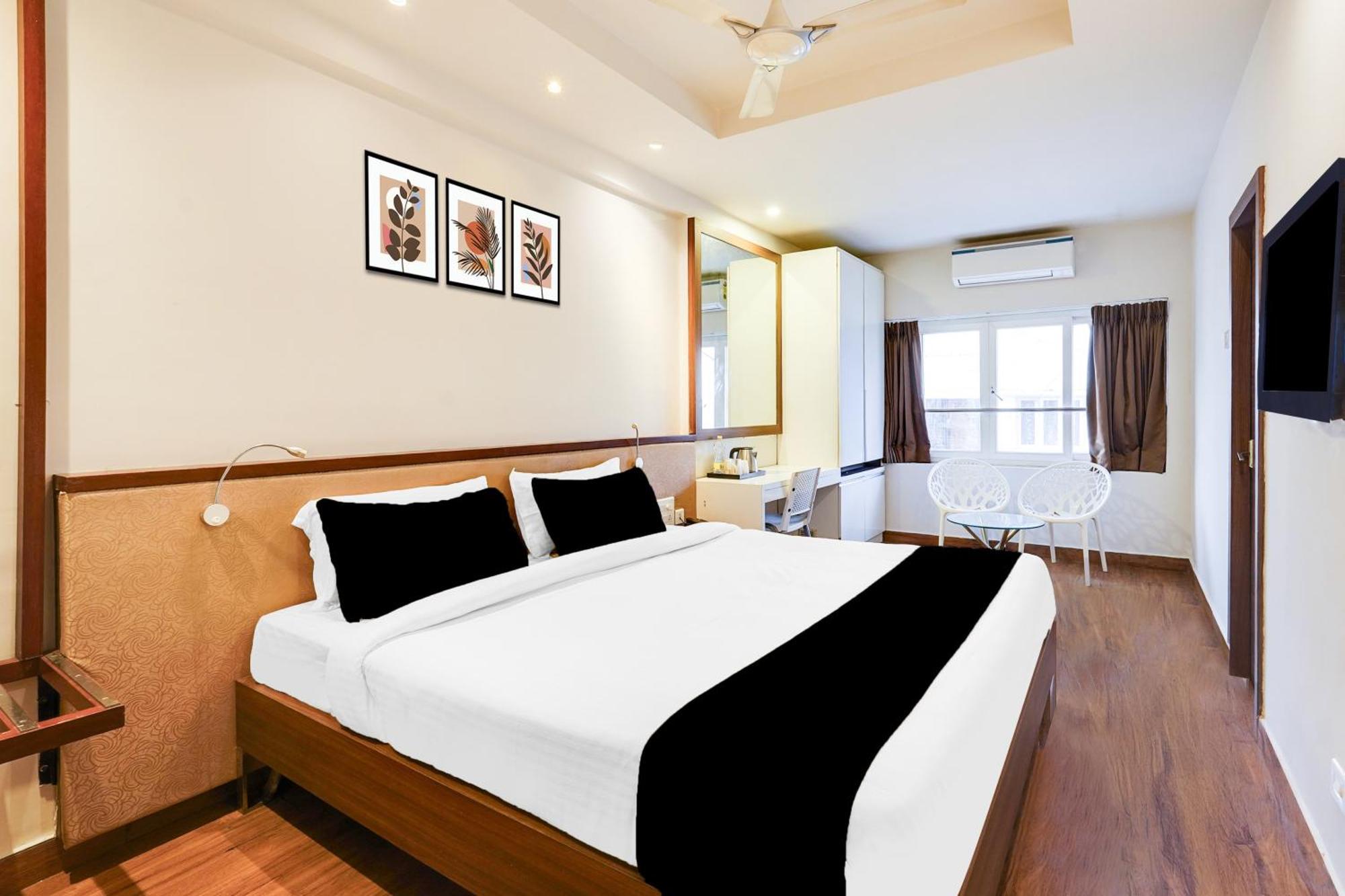 Super Townhouse Oak Kodambakkam Formerly Cine City Csennai Kültér fotó